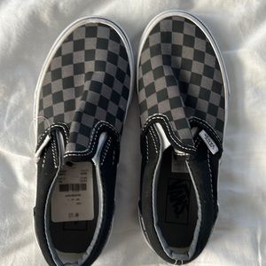 Kids Vans Slip on size: 1.0